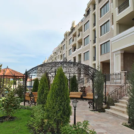 Ξενοδοχείο με διαμερίσματα Gardenia Palace