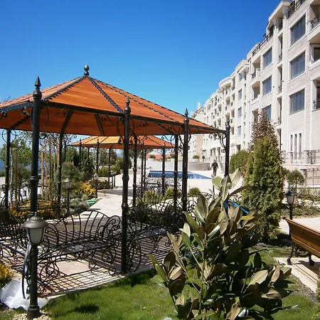 Gardenia Palace Ξενοδοχείο με διαμερίσματα Πομόριε